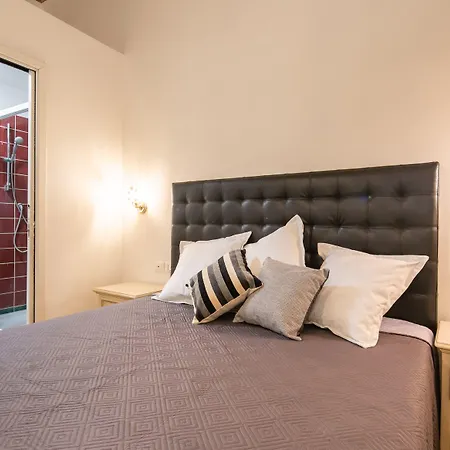 Apartment Affreschi By Mmega Florenz